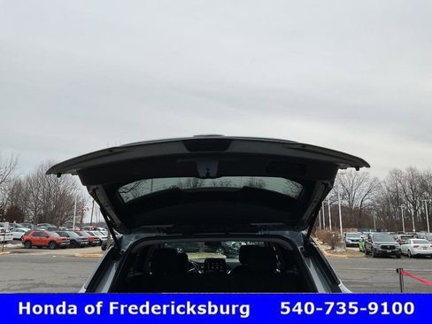 Used 2025 Chevrolet Blazer LT image 18