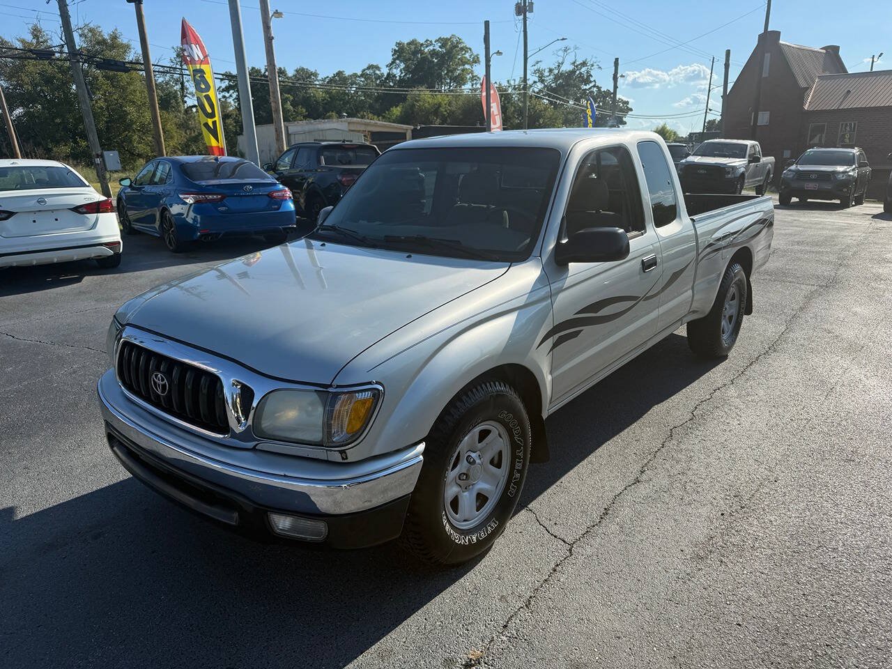 Used 2004 Toyota Tacoma 2WD Xtracab w/ SR5 Pkg image 7