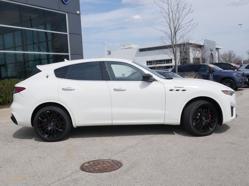 Used 2024 Maserati Levante Modena Ultima image 7