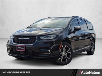 New 2026 Chrysler Pacifica Pinnacle