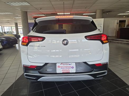 Used 2021 Buick Encore GX Preferred w/ Cold Weather Comfort Package FWD image 5