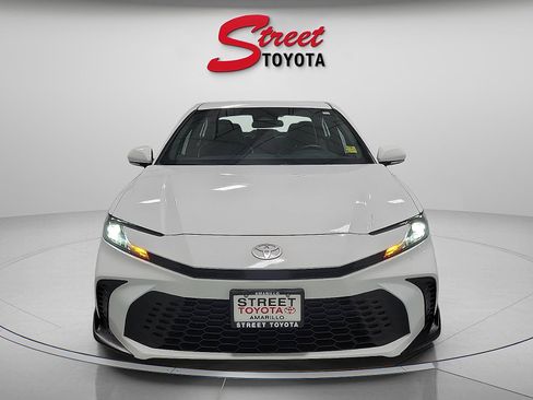 Certified 2025 Toyota Camry SE image 6