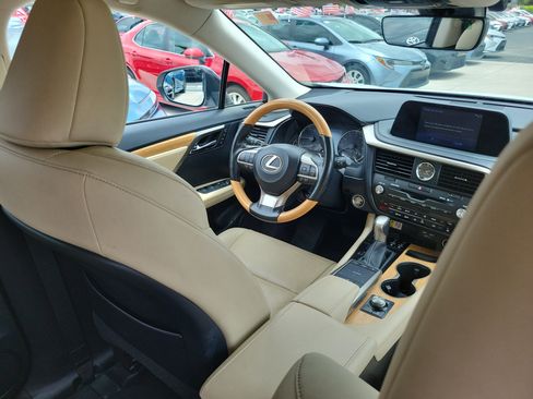 Used 2022 Lexus RX 350L FWD w/ Premium Package image 14