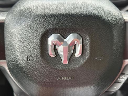 Used 2022 RAM 3500 Tradesman w/ Chrome Appearance Group AWD/4WD image 14