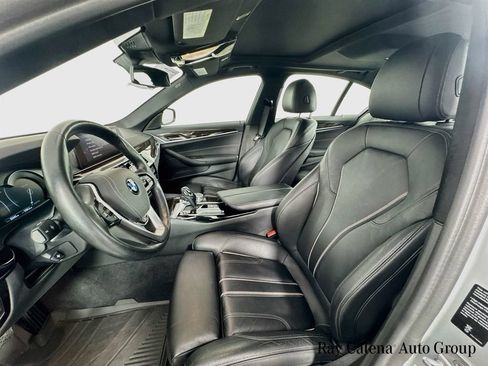 Used 2019 BMW 530i xDrive w/ Premium Package AWD/4WD image 21
