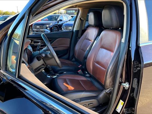 Used 2013 Buick Encore Premium image 7