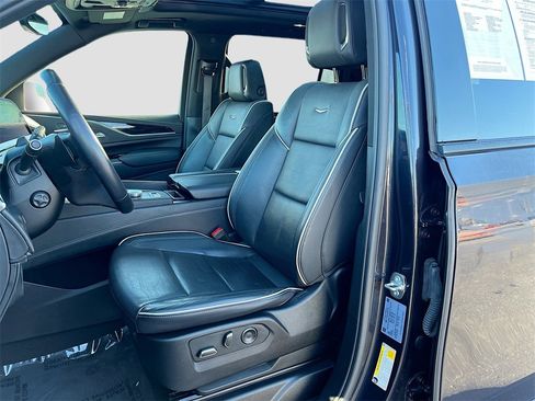 Certified 2024 Cadillac Escalade ESV Sport image 20