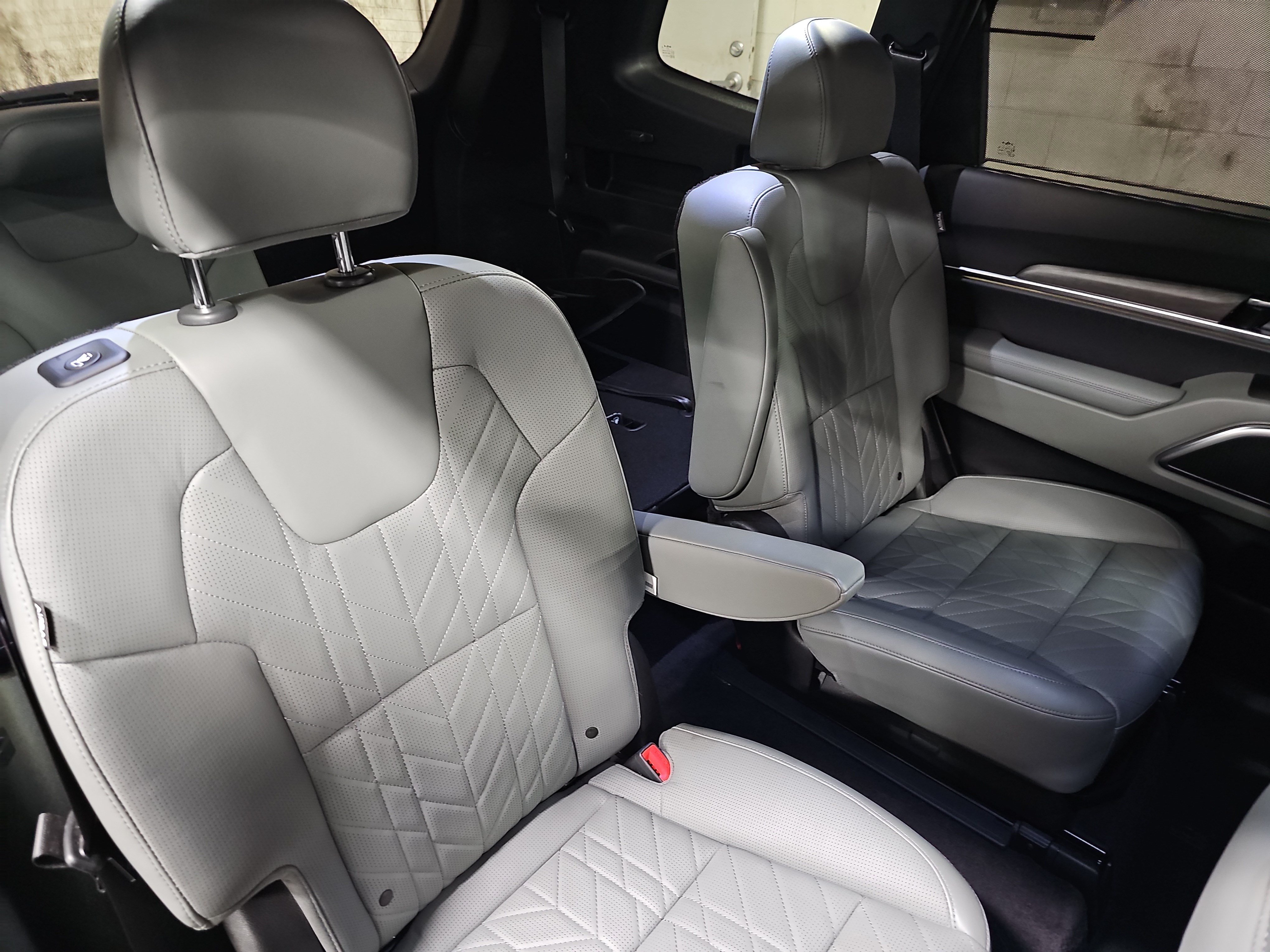 Used 2024 Kia Telluride SX Prestige X-Line AWD/4WD image 12