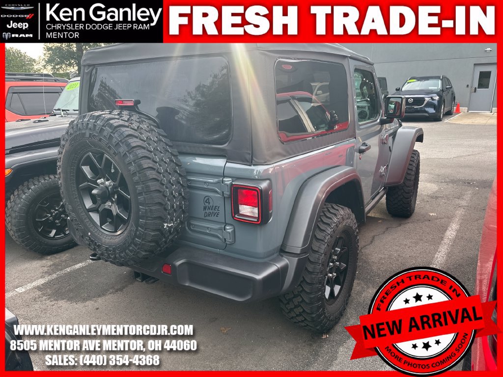 Used 2025 Jeep Wrangler Sport AWD/4WD image 9