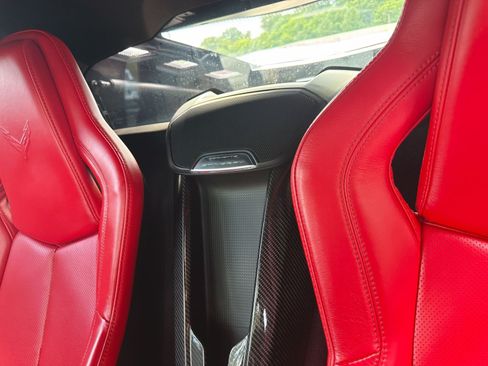 Used 2021 Chevrolet Corvette Stingray Coupe w/ Z51 Performance Package RWD image 3