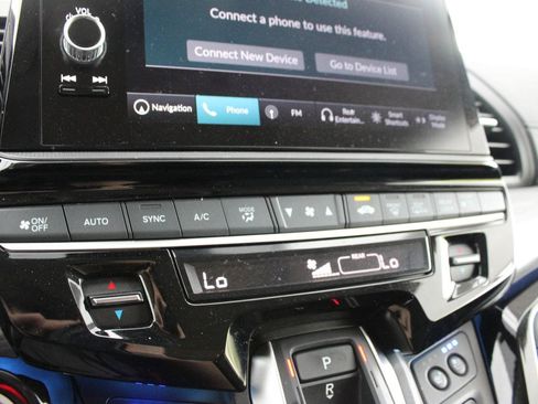 Used 2025 Honda Odyssey Elite image 16