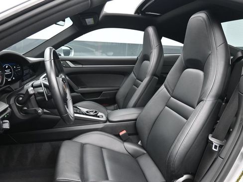 Used 2022 Porsche 911 Carrera 4S AWD/4WD image 10