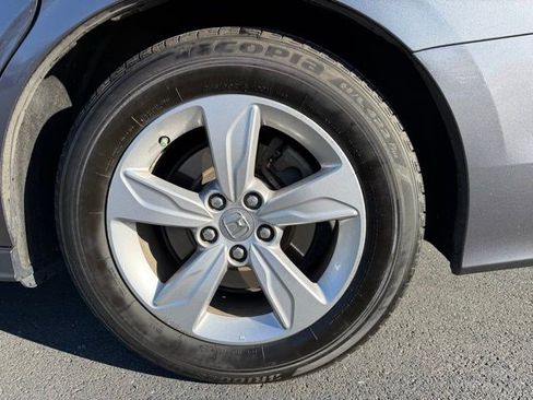 Used 2019 Honda Odyssey EX-L image 25