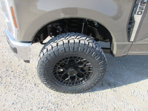 New 2026 Ford F250 XLT w/ XLT Premium Package AWD/4WD image 12