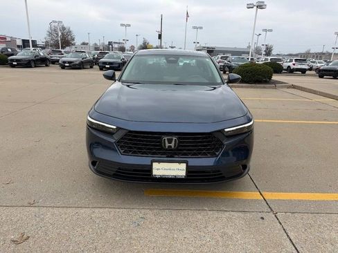 Certified 2024 Honda Accord EX image 7