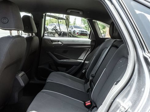 Used 2025 Volkswagen Jetta Sport FWD image 20
