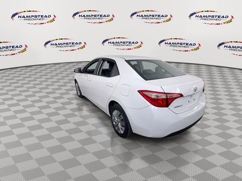 Used 2018 Toyota Corolla LE FWD image 6