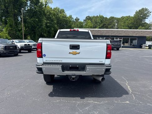 Used 2019 Chevrolet Silverado 2500 LTZ w/ Duramax Plus Package AWD/4WD image 4