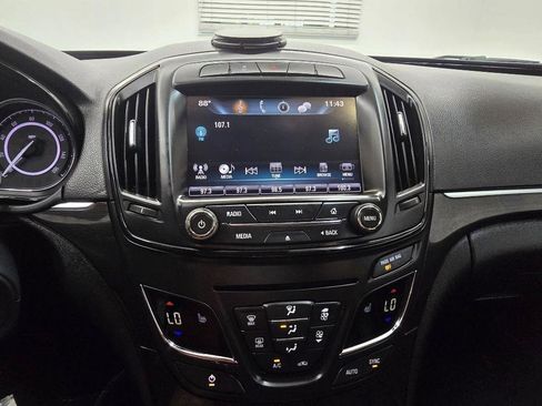Used 2016 Buick Regal FWD image 25