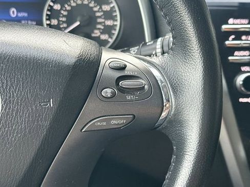 Used 2023 Nissan Murano SV image 28