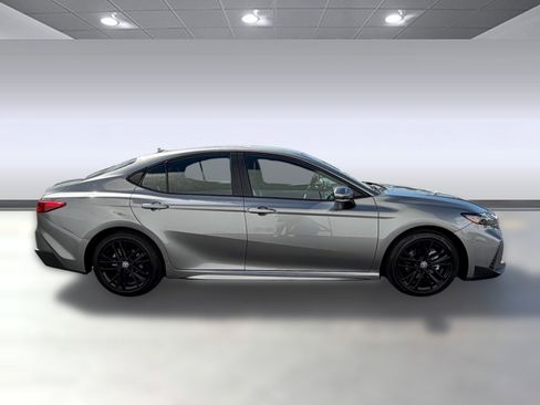 Certified 2025 Toyota Camry SE w/ Convenience Package image 7