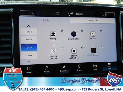 New 2026 Chrysler Pacifica Select image 32