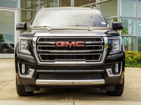 Used 2022 GMC Yukon SLT w/ SLT Premium Package AWD/4WD image 7