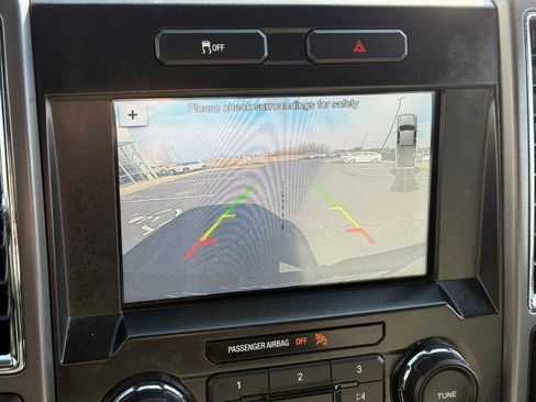 Used 2016 Ford F150 XLT w/ Equipment Group 302A Luxury image 18