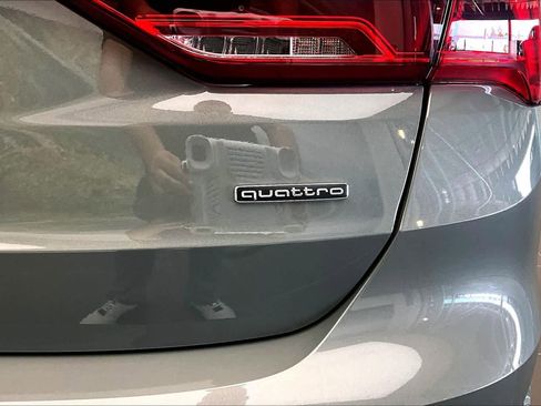 Certified 2025 Audi Q3 2.0T Premium w/ Convenience Package image 10