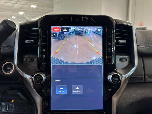 Used 2024 RAM 3500 Laramie image 30