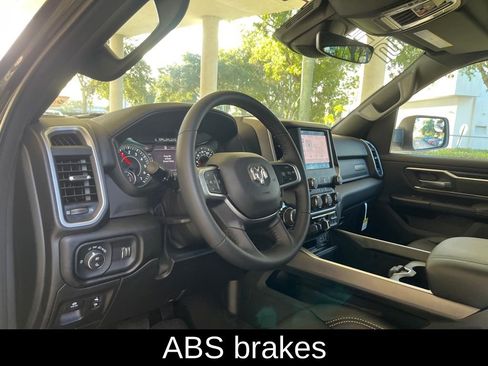 New 2022 RAM 1500 Big Horn image 6