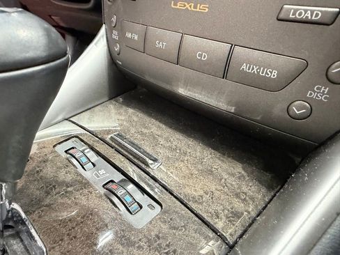 Used 2011 Lexus IS 250C w/ Luxury Pkg image 38