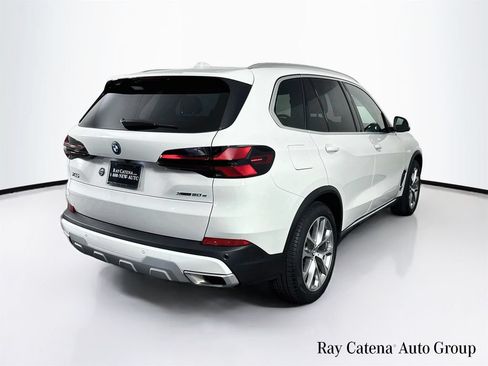 Used 2026 BMW X5 xDrive50e AWD/4WD image 7
