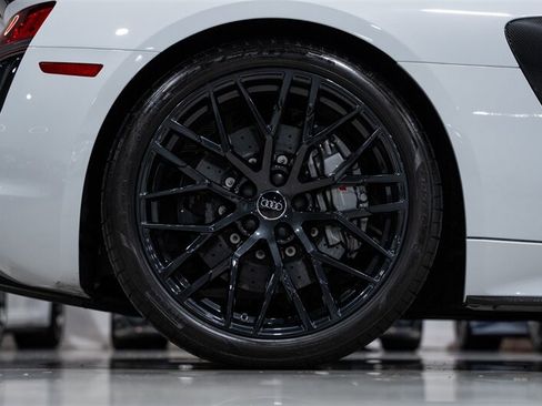 Used 2018 Audi R8 V10 plus AWD/4WD image 15