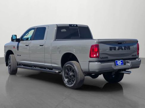 New 2026 RAM 2500 Laramie w/ Night Edition AWD/4WD image 4