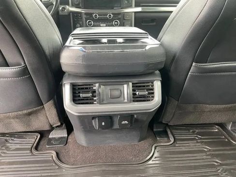 Used 2021 Ford F150 Lariat w/ Max Trailer Tow Package AWD/4WD image 18