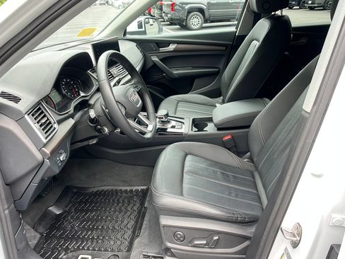 Used 2023 Audi Q5 2.0T Premium w/ Convenience Package AWD/4WD image 9
