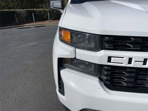 Used 2020 Chevrolet Silverado 1500 Custom w/ Custom Convenience Package image 32