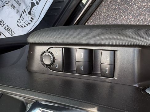 Used 2023 Chevrolet Colorado Z71 image 16