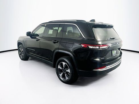 Used 2022 Jeep Grand Cherokee Limited 4xe w/ Luxury Tech Group II AWD/4WD image 5