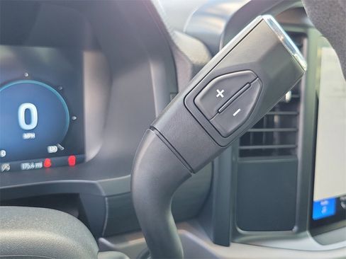 Used 2025 Ford F150 XL image 9