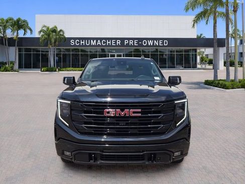 Used 2023 GMC Sierra 1500 Elevation w/ Elevation Premium Package AWD/4WD image 2