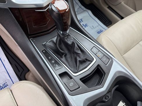 Used 2012 Cadillac SRX Luxury AWD/4WD image 33