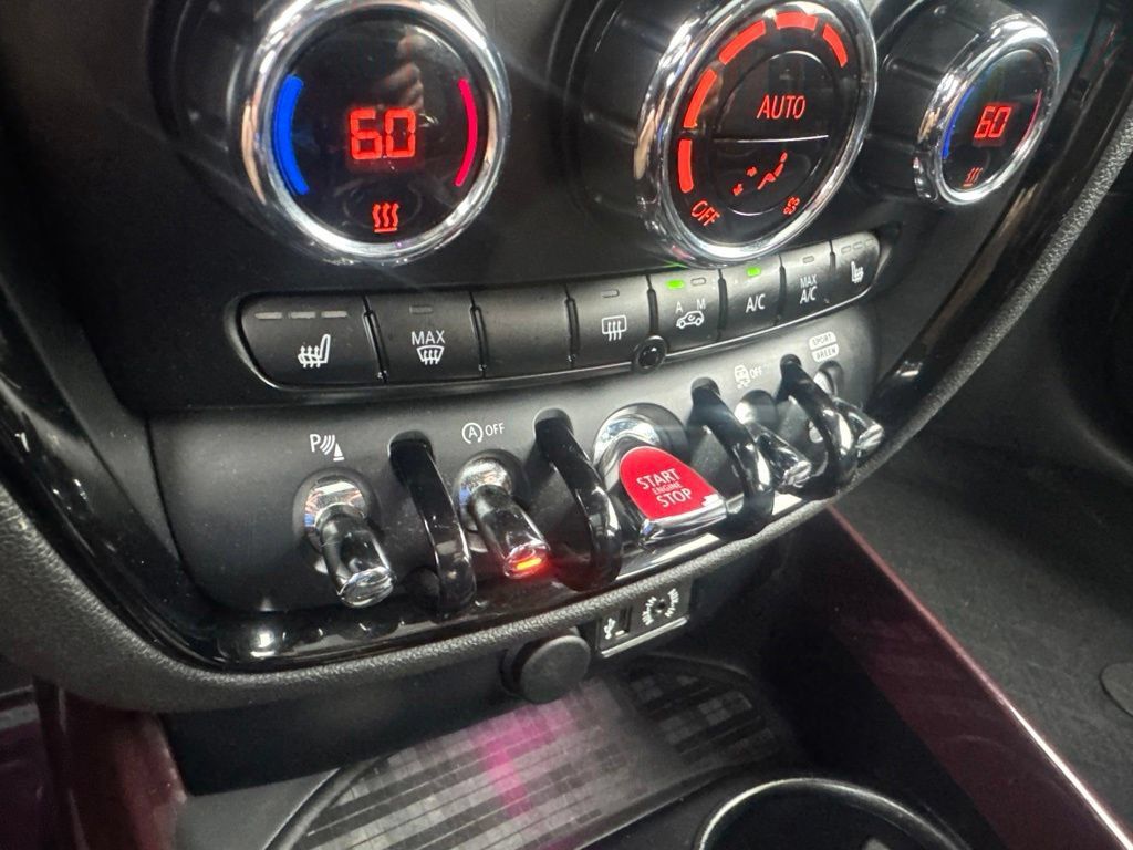 Used 2018 MINI Cooper Clubman ALL4 AWD/4WD image 30
