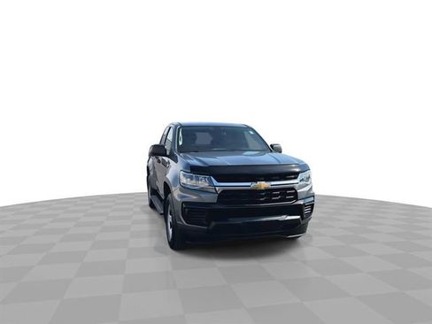 Used 2021 Chevrolet Colorado W/T w/ WT Convenience Package image 3