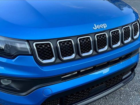 Used 2024 Jeep Compass Latitude image 55