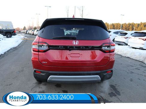 New 2025 Honda Pilot EX-L image 6