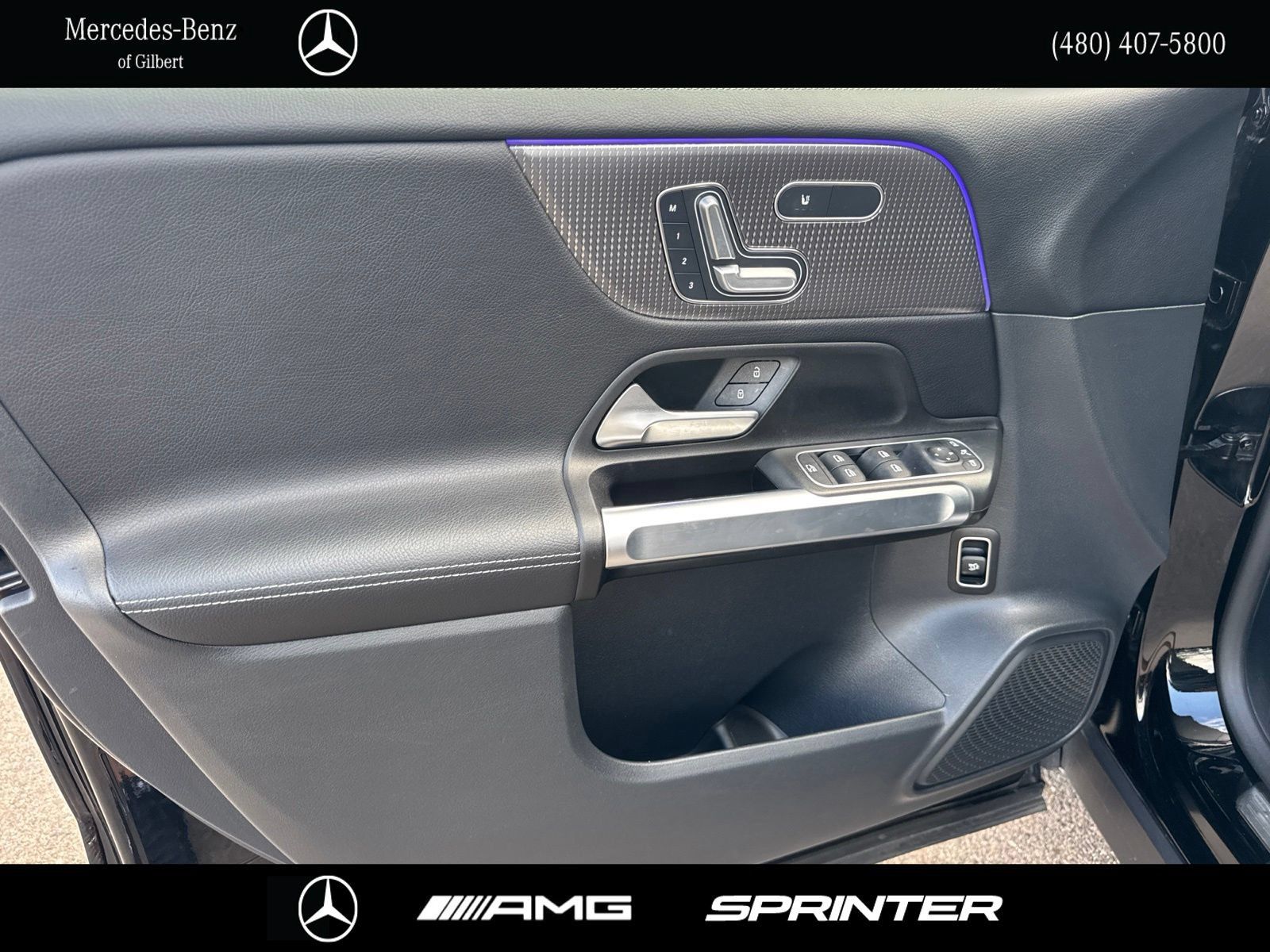 Used 2023 Mercedes-Benz GLB 250 w/ Premium Package image 13