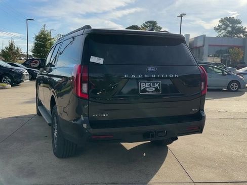 New 2025 Ford Expedition Max Active image 3