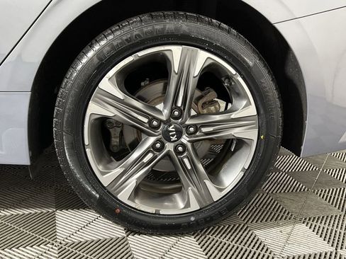 Used 2021 Kia K5 EX image 12